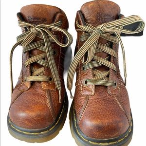 Dr. Marten size 6 shoe